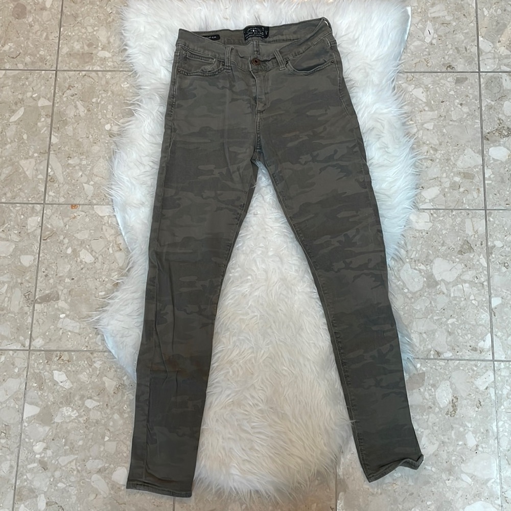 Lucky jeans super stretch skinny jeans camouflage size 27